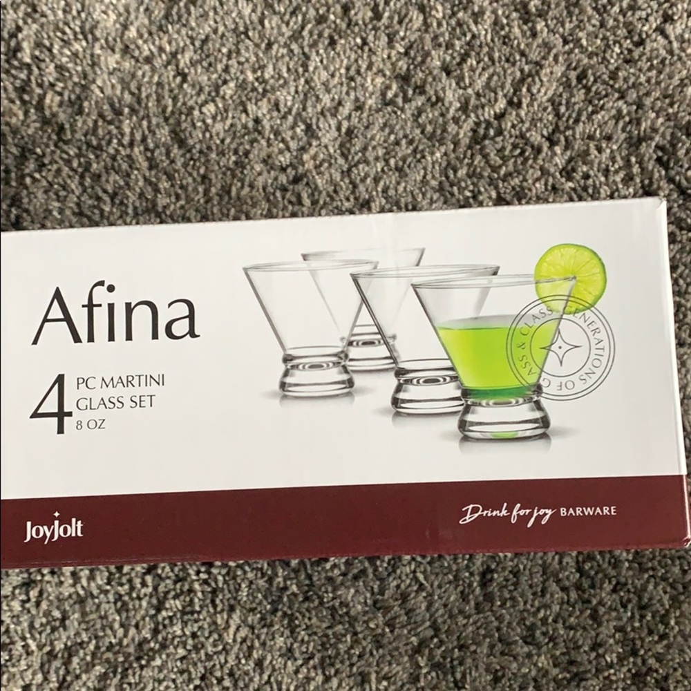 NIB JoyJolt barware set of 4 glasses